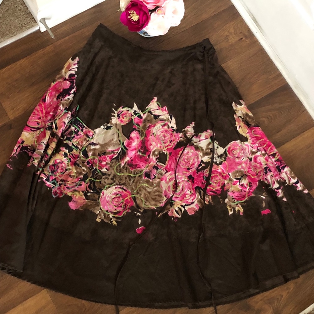 Brown pink roses Mix Nouveau skirt